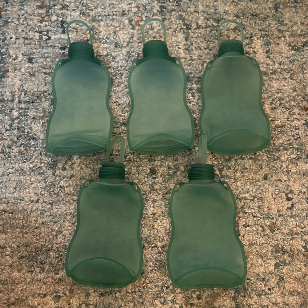haakaa Silicone Breast Milk Storage Bag 9 oz- - 5 Count,Pea Green